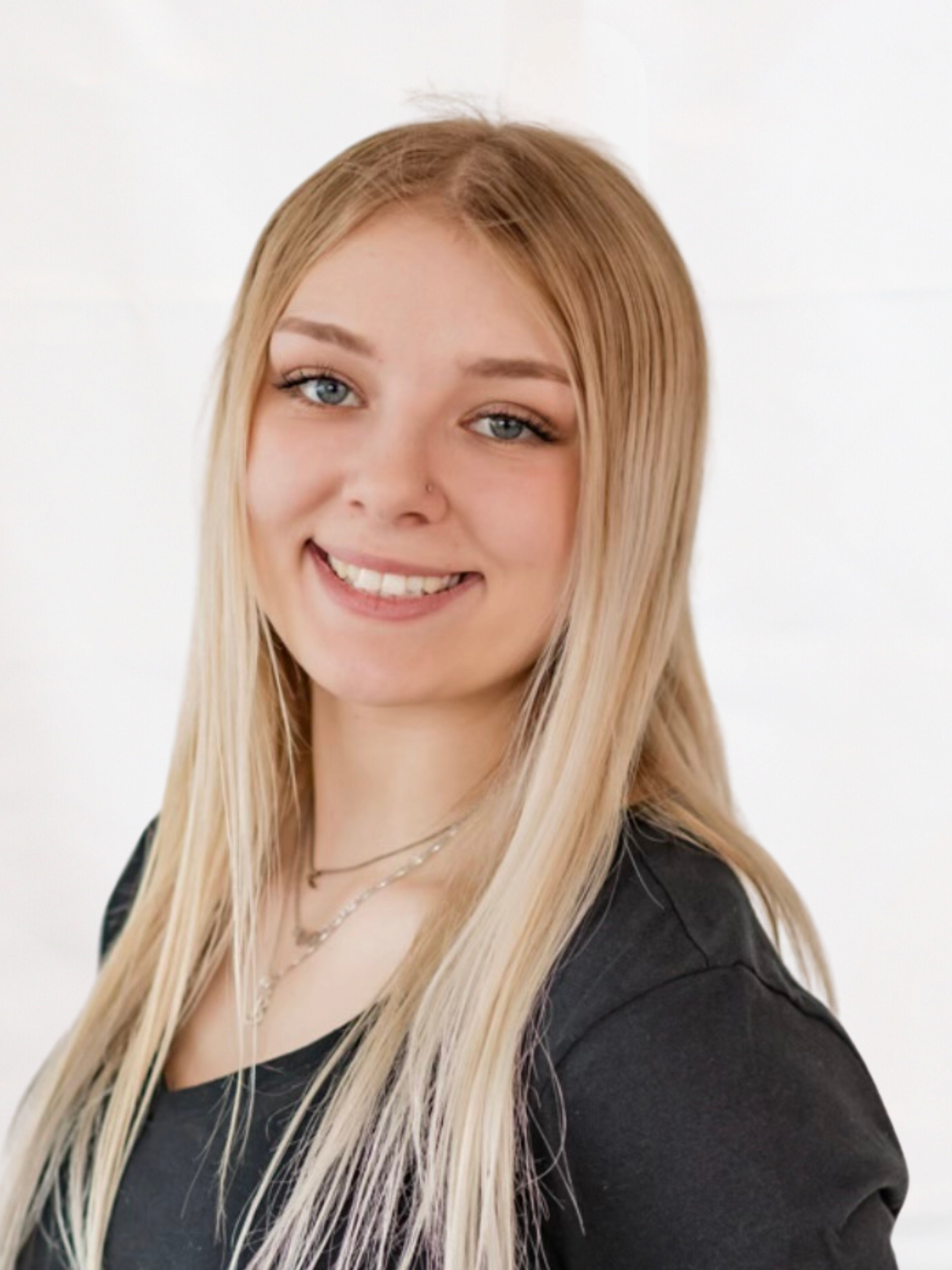 Photo of Emily Rhodes