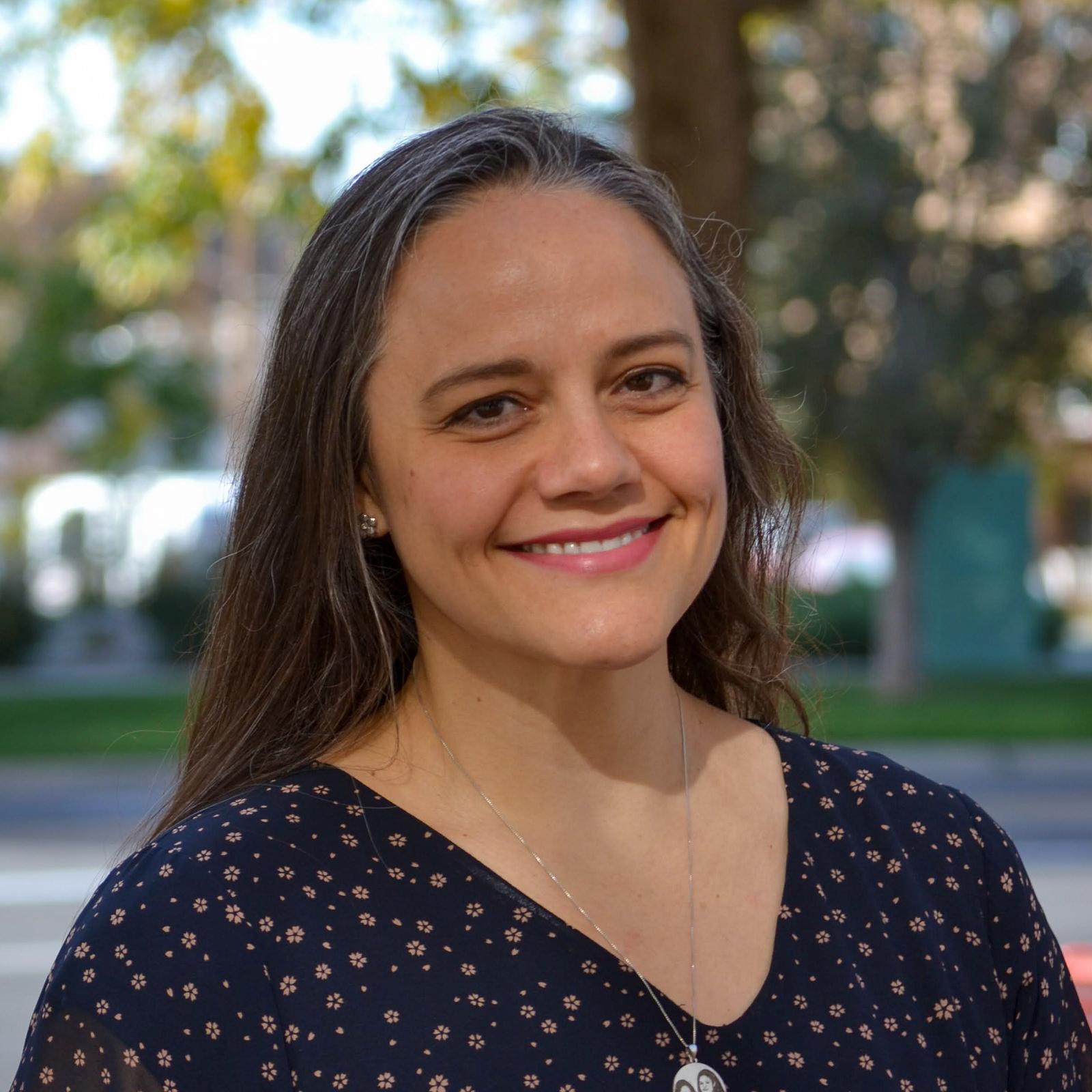 Melanie Powell Headshot